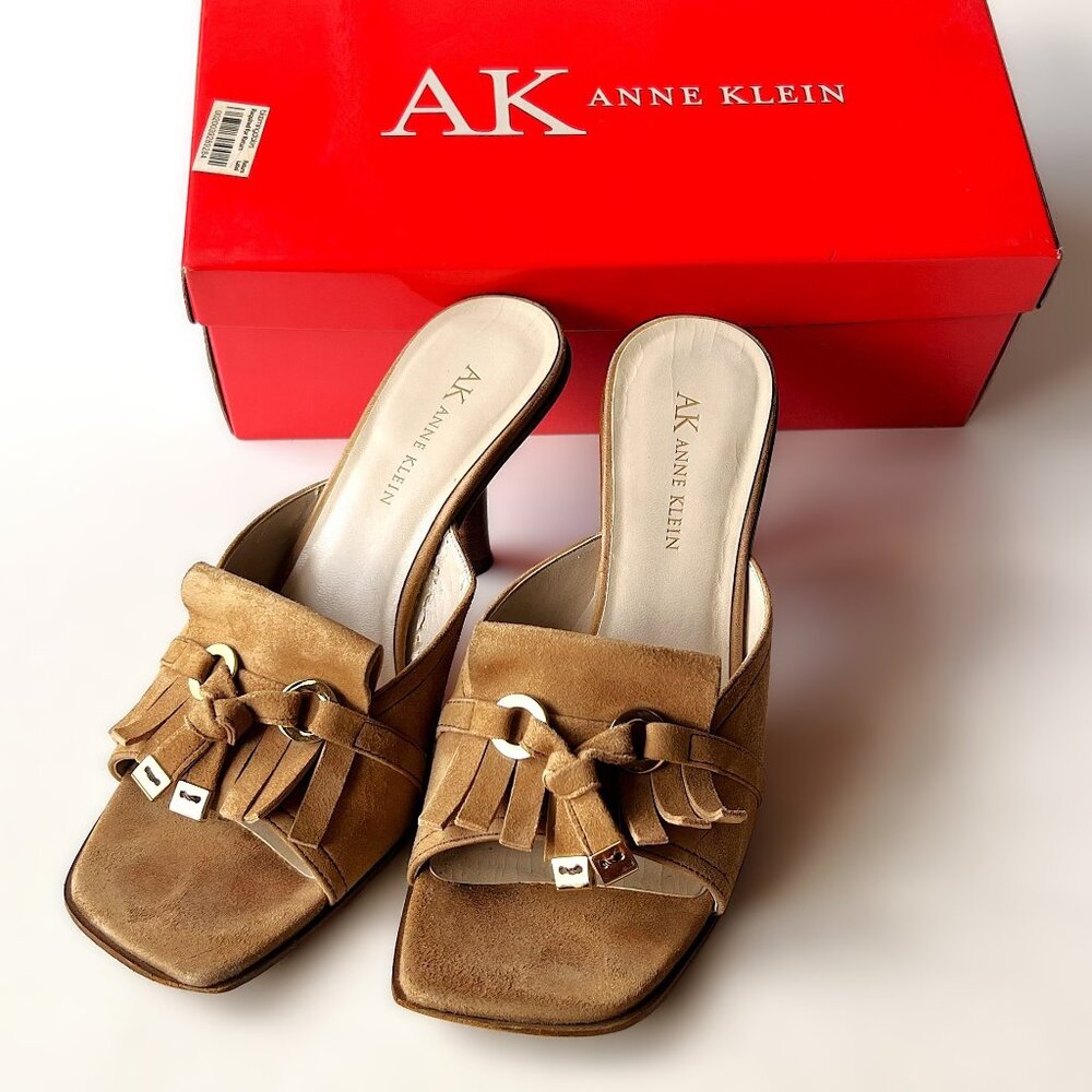 AK Anne Klein Demi Caramel Suede Slides Sandals Mules Size 6 1/2 M